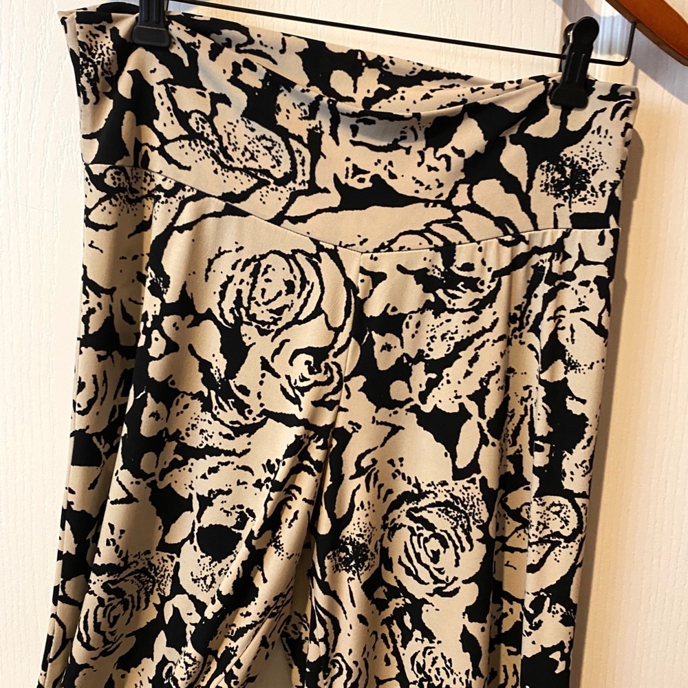 Clara Sun Woo Tan & Black Pallazo Pant - Picture 2 of 4